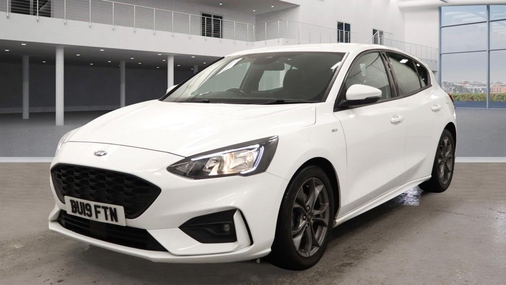 Used Ford Focus 2019 for sale - 76570305: Photo 2