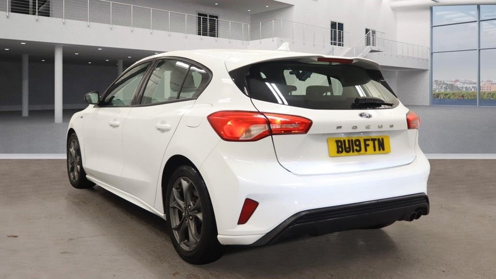 Used Ford Focus 2019 for sale - 76570305: Photo 3