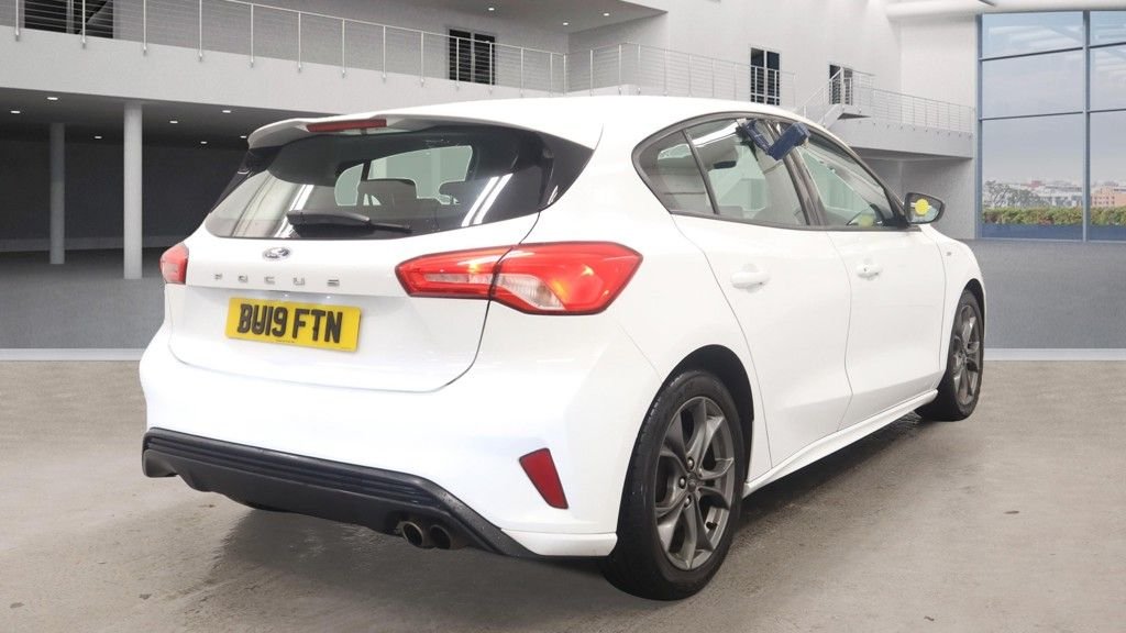 Used Ford Focus 2019 for sale - 76570305: Photo 4