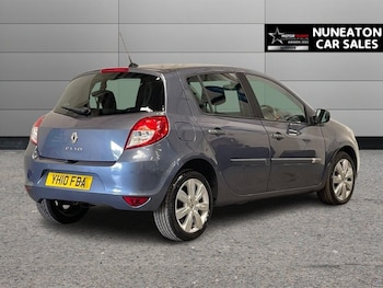Used Renault Clio 2010 for sale - 75573234: Photo