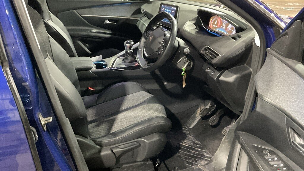 Used Peugeot 3008 2019 for sale - 77442232: Photo 9