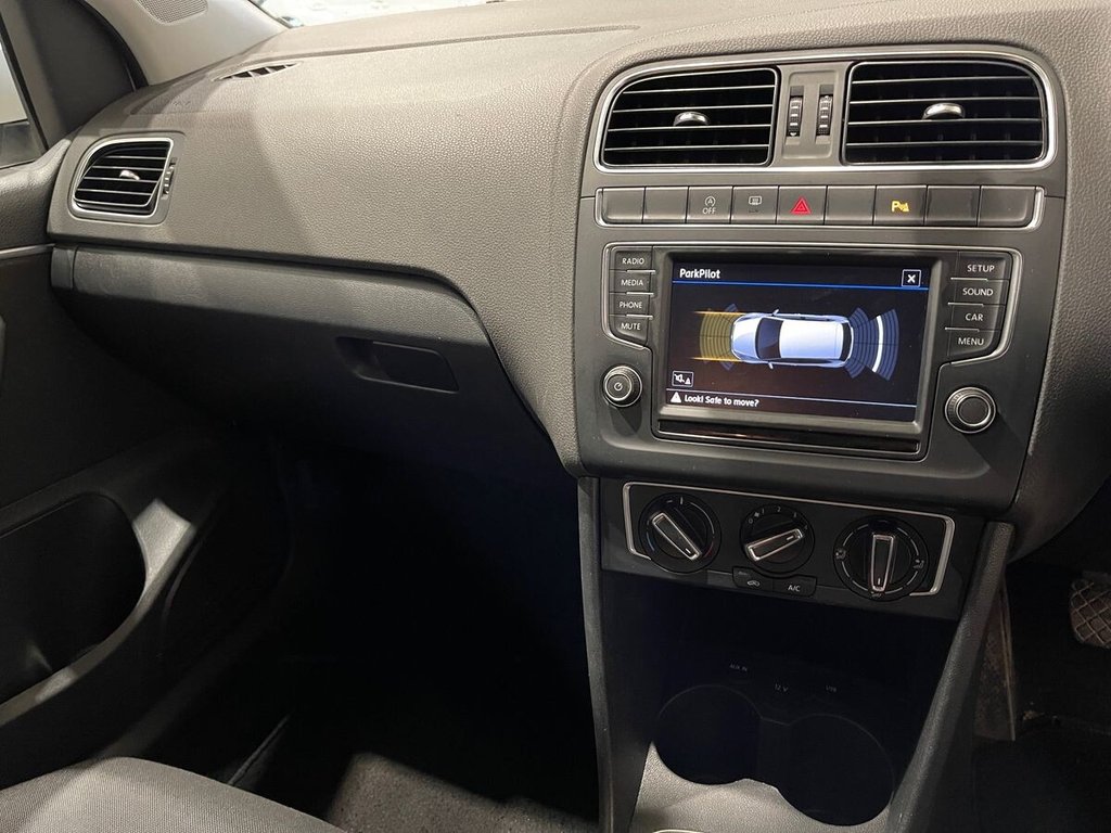 Used Volkswagen Polo 2016 for sale - 77533877: Photo 16