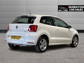 Used Volkswagen Polo 2016 for sale - 77533877: Photo