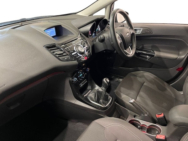 Used Ford Fiesta 2017 for sale - 75122091: Photo 14