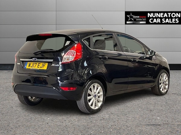 Used Ford Fiesta 2017 for sale - 75122091: Photo 3