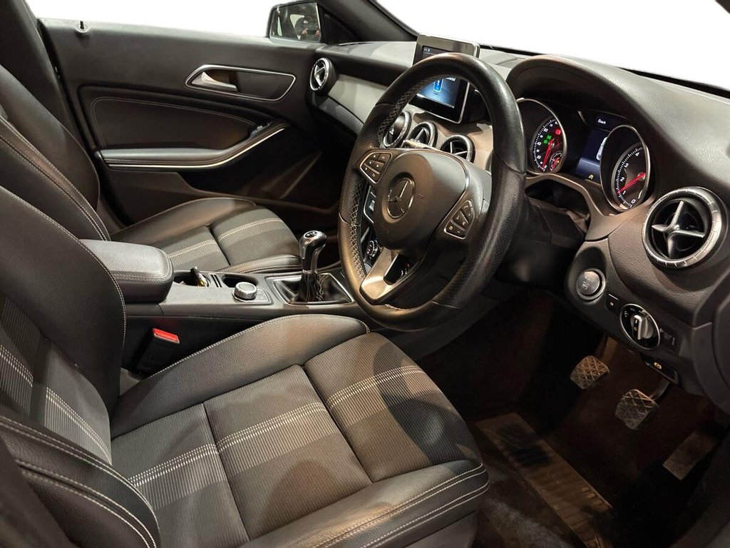 Used Mercedes-Benz CLA 2018 for sale - 76797629: Photo 9