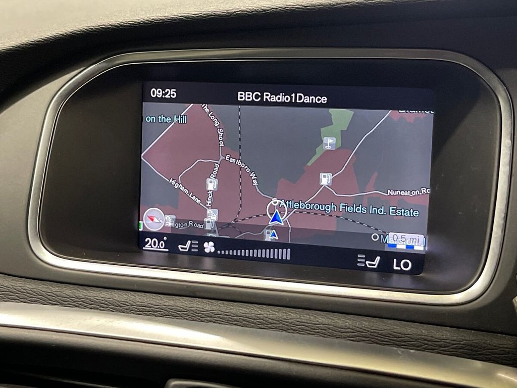 Used Volvo V40 2018 for sale - 78074152: Photo 20