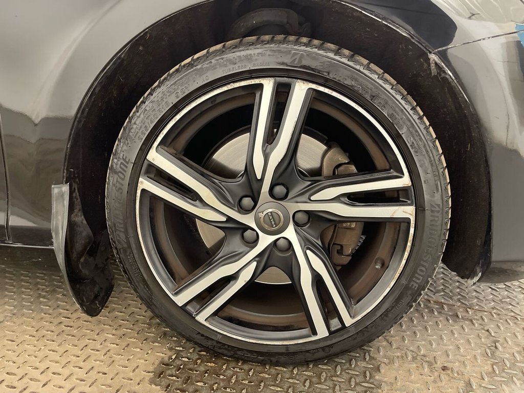 Used Volvo V40 2018 for sale - 78074152: Photo 32