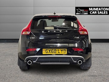 Used Volvo V40 2018 for sale - 78074152: Photo