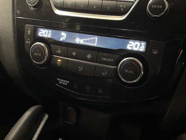 Used Nissan Qashqai 2017 for sale - 76279793: Photo 17