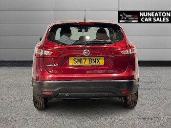 Used Nissan Qashqai 2017 for sale - 76279793: Photo 4