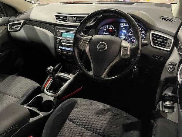Used Nissan Qashqai 2017 for sale - 76279793: Photo 9