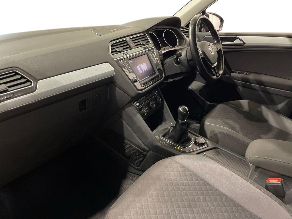 Used Volkswagen Tiguan 2017 for sale - 77655262: Photo 14