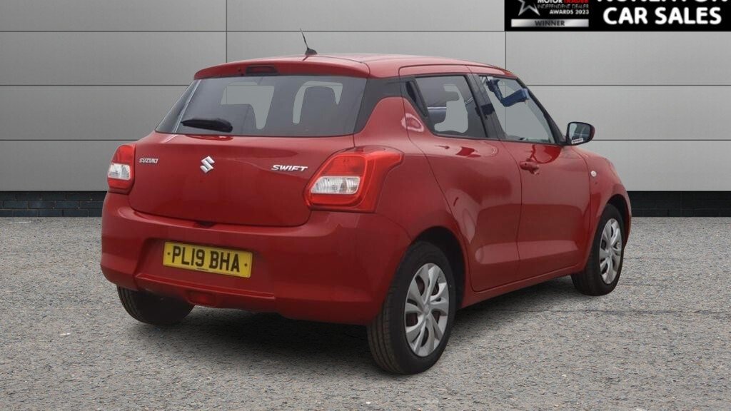 Used Suzuki Swift 2019 for sale - 78096872: Photo 3
