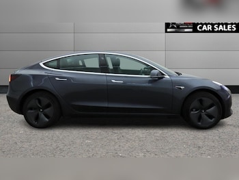 Used Tesla Model 3 2019 for sale - 77356573: Photo