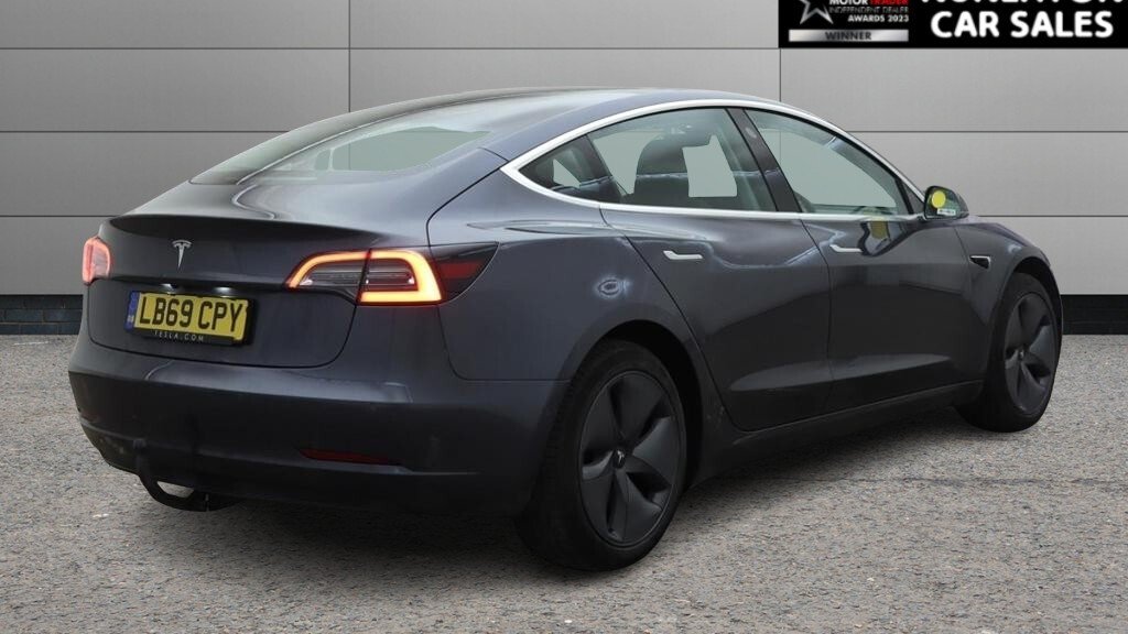 Used Tesla Model 3 2019 for sale - 77356573: Photo 3