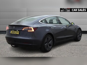 Used Tesla Model 3 2019 for sale - 77356573: Photo