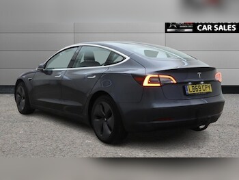 Used Tesla Model 3 2019 for sale - 77356573: Photo