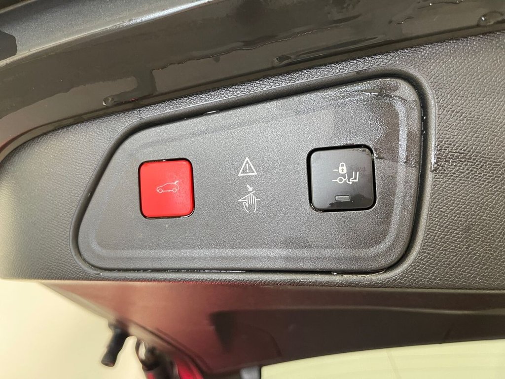 Vehicle 33