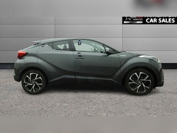 Used Toyota C-HR 2019 for sale - 78942985: Photo