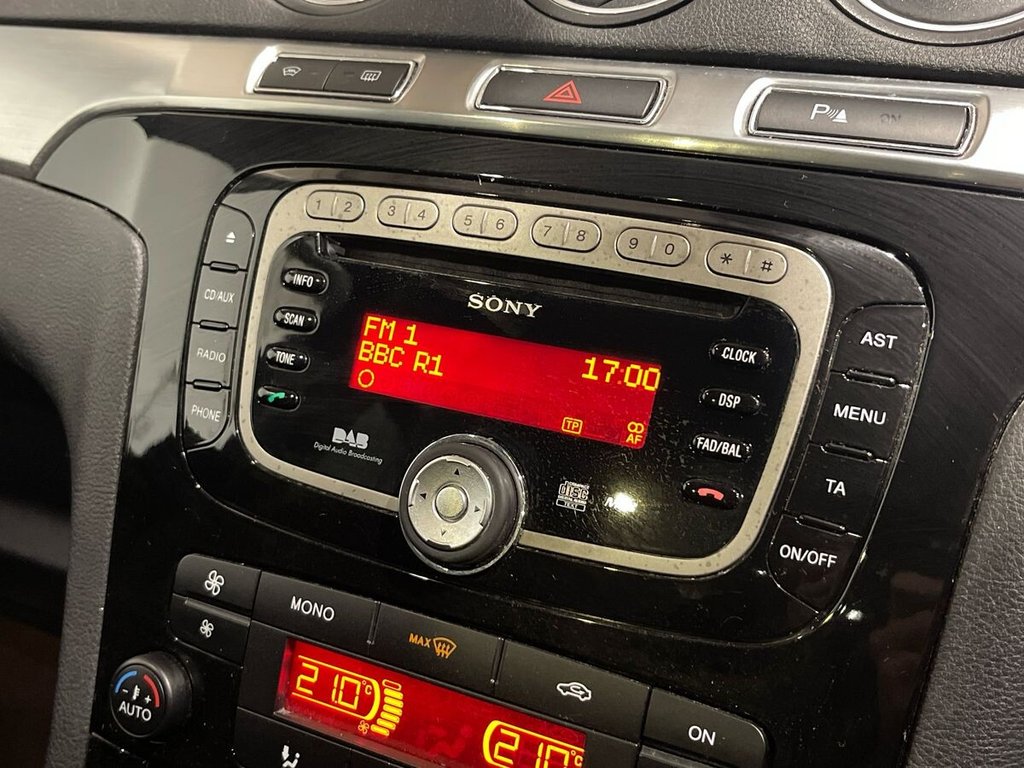 Used Ford S-Max 2013 for sale - 76632418: Photo 11