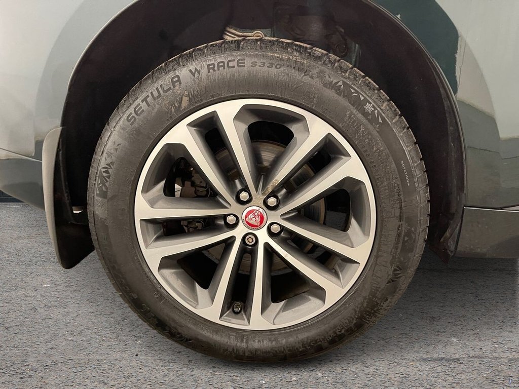 Used Jaguar F-Pace 2017 for sale - 76496600: Photo 12