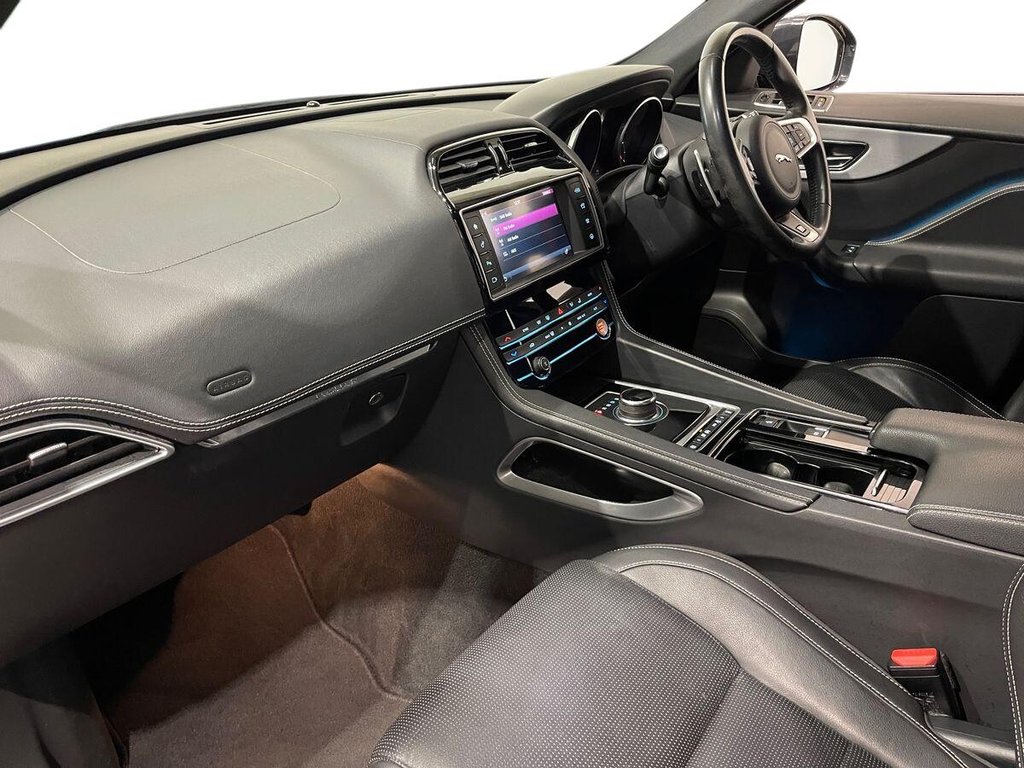 Used Jaguar F-Pace 2017 for sale - 76496600: Photo 13