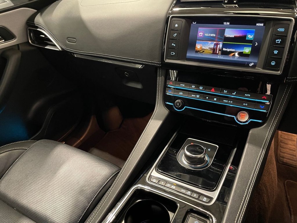 Used Jaguar F-Pace 2017 for sale - 76496600: Photo 14