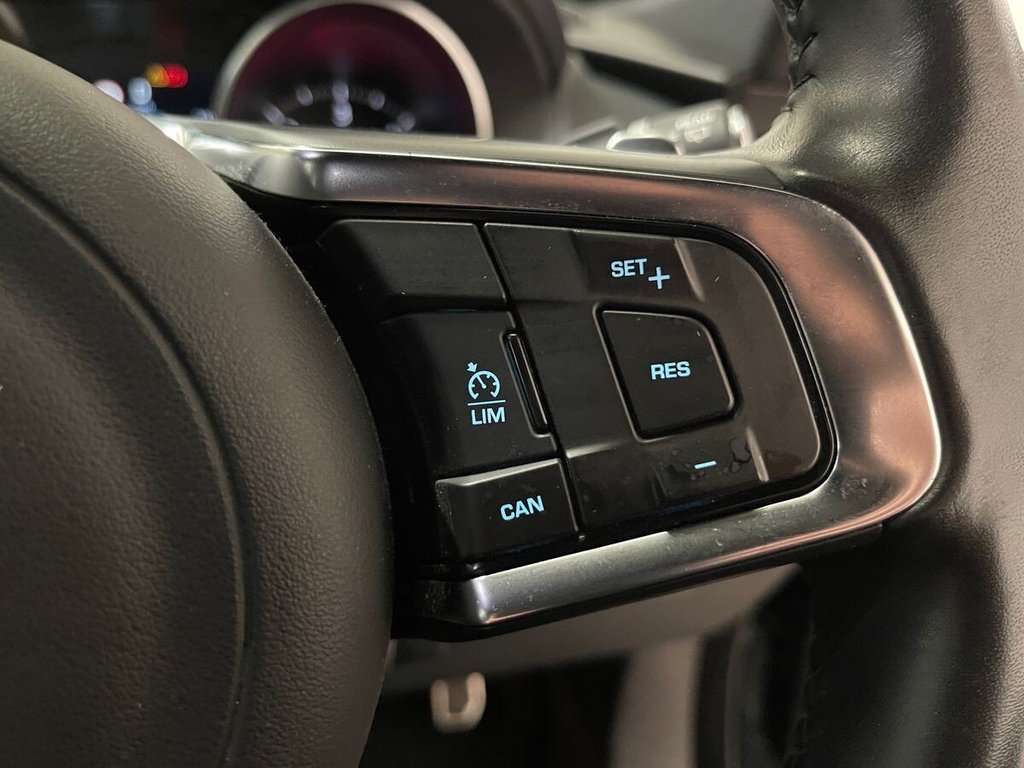 Used Jaguar F-Pace 2017 for sale - 76496600: Photo 21