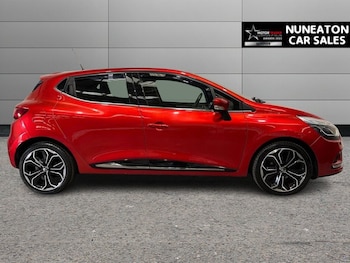 Used Renault Clio 2018 for sale - 75642520: Photo