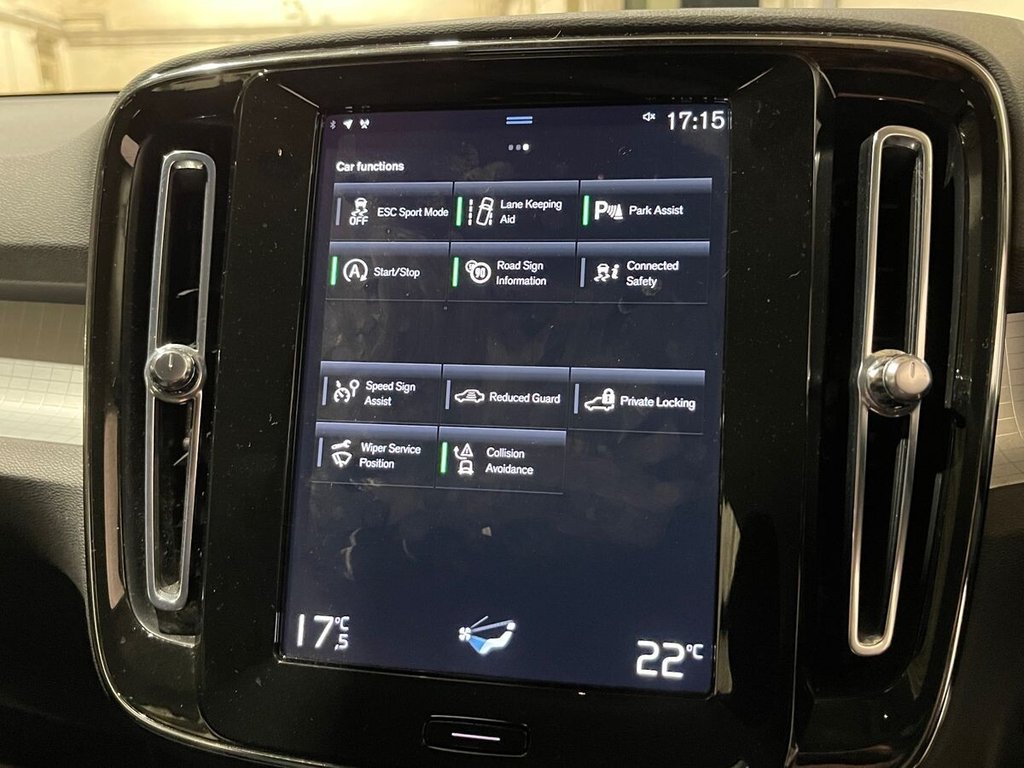 Used Volvo XC40 2022 for sale - 77820741: Photo 32