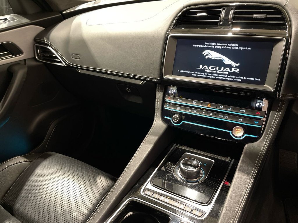 Used Jaguar F-Pace 2019 for sale - 77621162: Photo 16