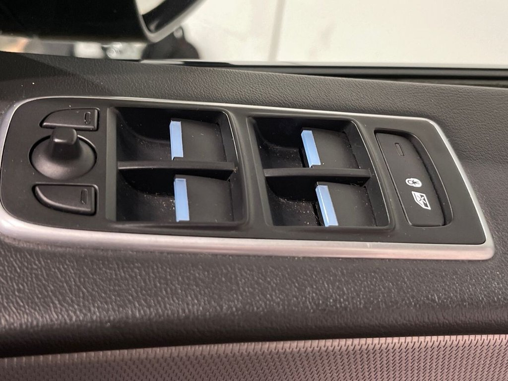 Used Jaguar F-Pace 2019 for sale - 77621162: Photo 18