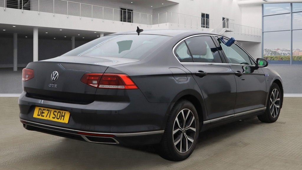 Used Volkswagen Passat 2021 for sale - 76768560: Photo 4
