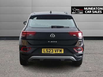 Used Volkswagen T-Roc 2023 for sale - 79466033: Photo