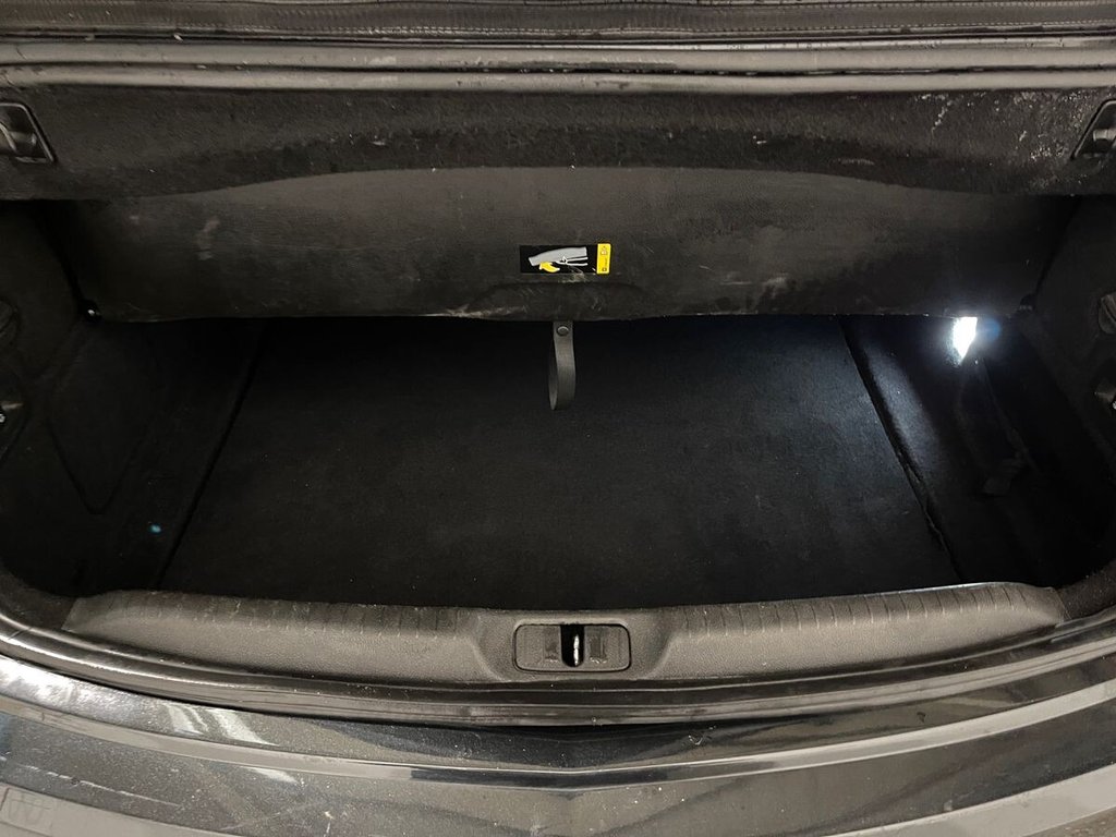 Used Vauxhall Cascada 2013 for sale - 76559393: Photo 28