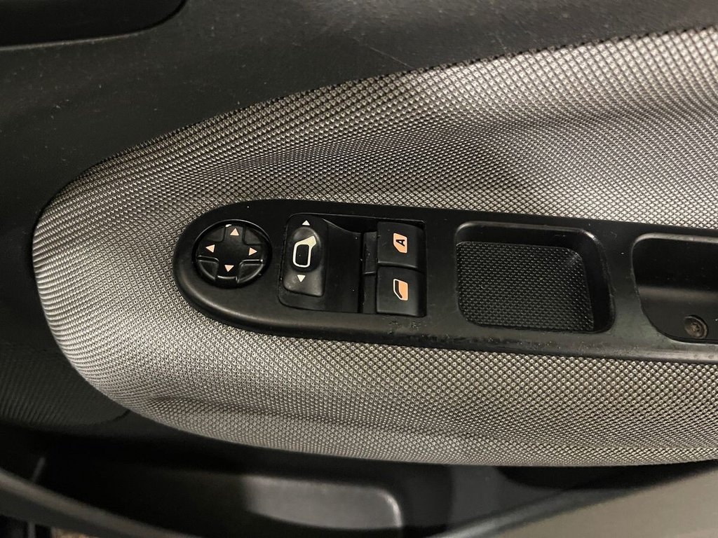 Used Citroen C3 Picasso 2014 for sale - 77199967: Photo 18