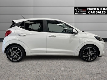 Used Hyundai i10 2022 for sale - 79530433: Photo