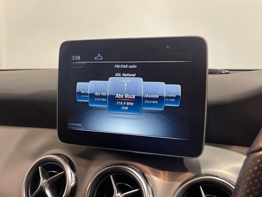 Used Mercedes-Benz GLA 2018 for sale - 76685919: Photo 11