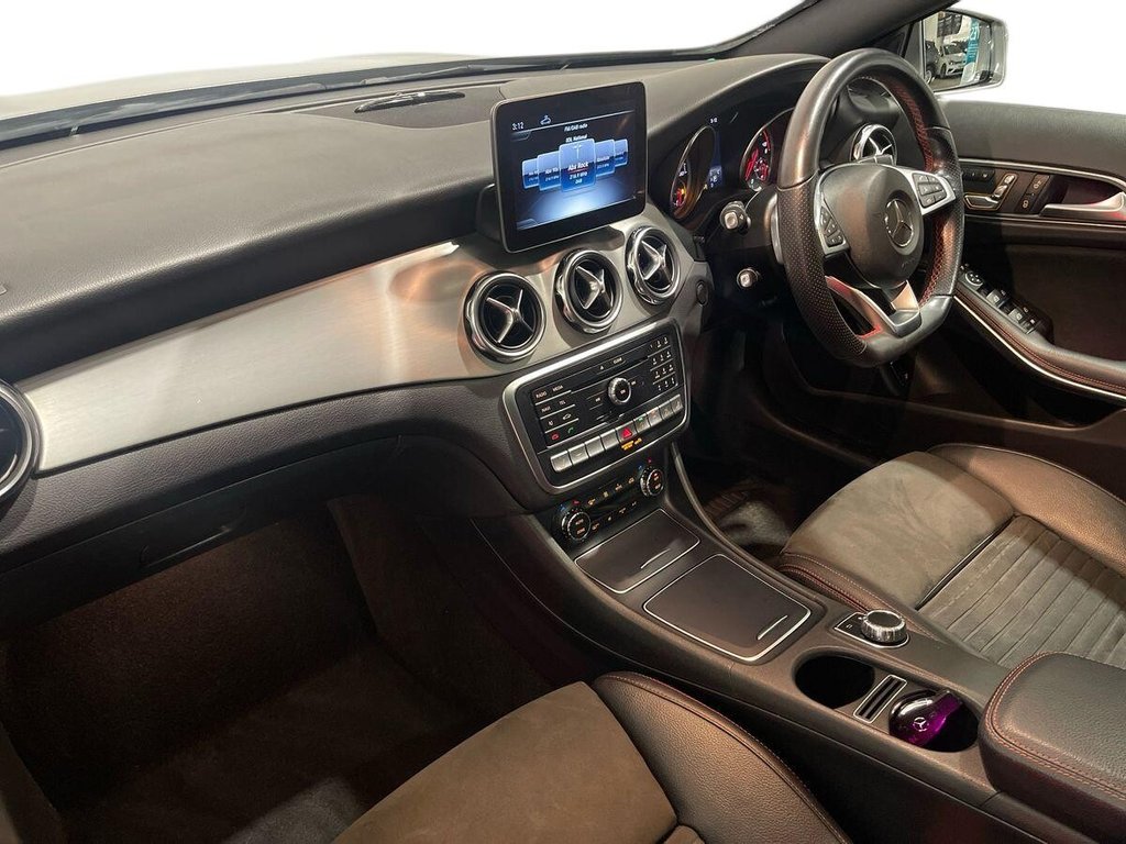 Used Mercedes-Benz GLA 2018 for sale - 76685919: Photo 14