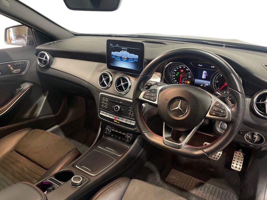 Used Mercedes-Benz GLA 2018 for sale - 76685919: Photo 9