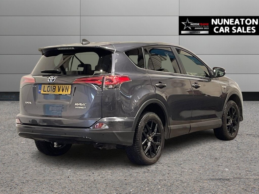 Used Toyota RAV4 2018 for sale - 77407676: Photo 3