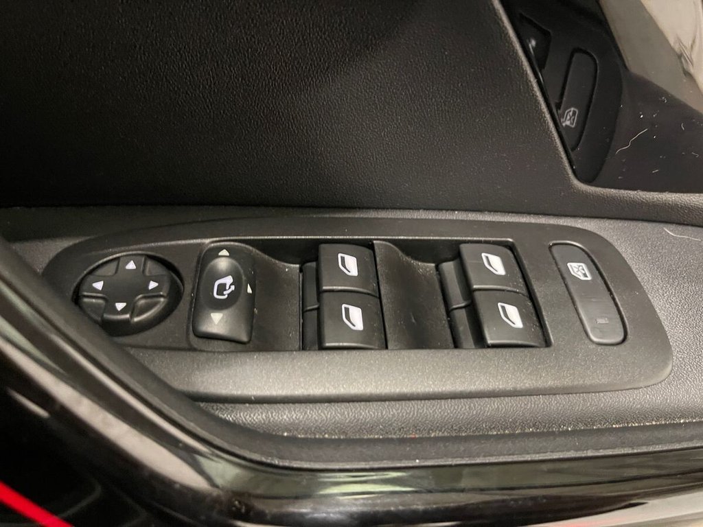 Used Peugeot 208 2019 for sale - 78124143: Photo 18