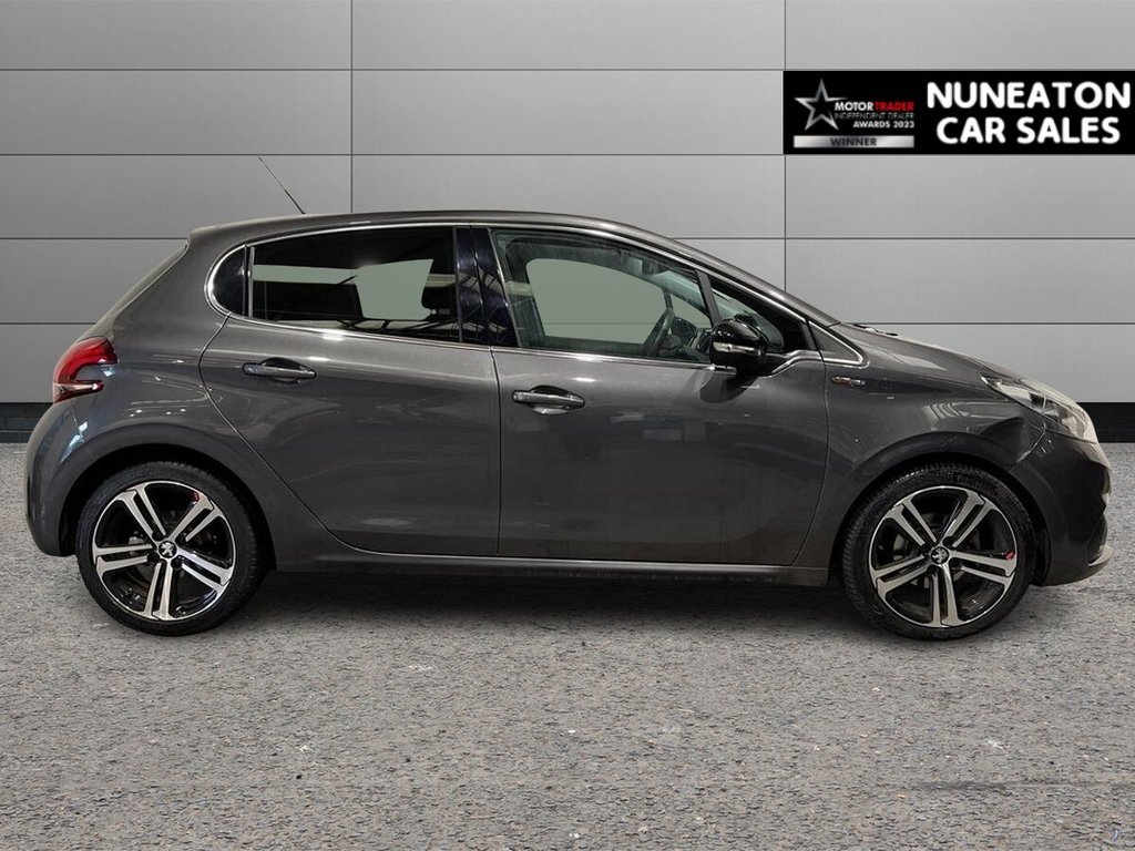 Used Peugeot 208 2019 for sale - 78124143: Photo 2