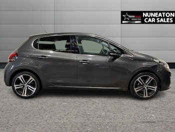 Used Peugeot 208 2019 for sale - 78124143: Photo