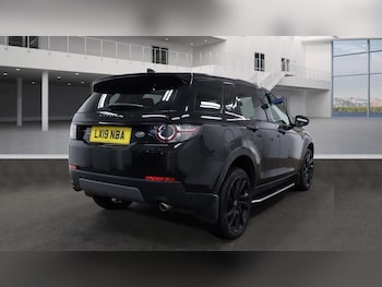 Used Land Rover Discovery Sport 2019 for sale - 76784106: Photo