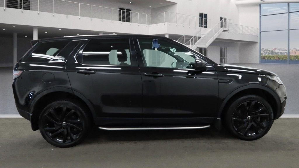 Used Land Rover Discovery Sport 2019 for sale - 76784106: Photo 5