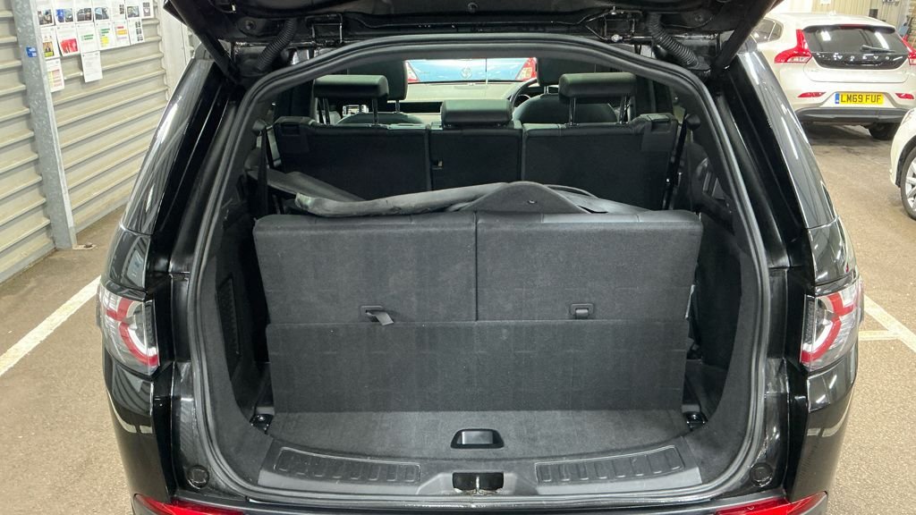 Used Land Rover Discovery Sport 2019 for sale - 76784106: Photo 7