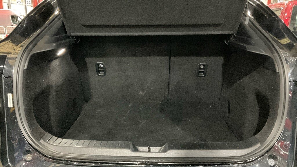 Used Mazda CX-30 2022 for sale - 77920174: Photo 7