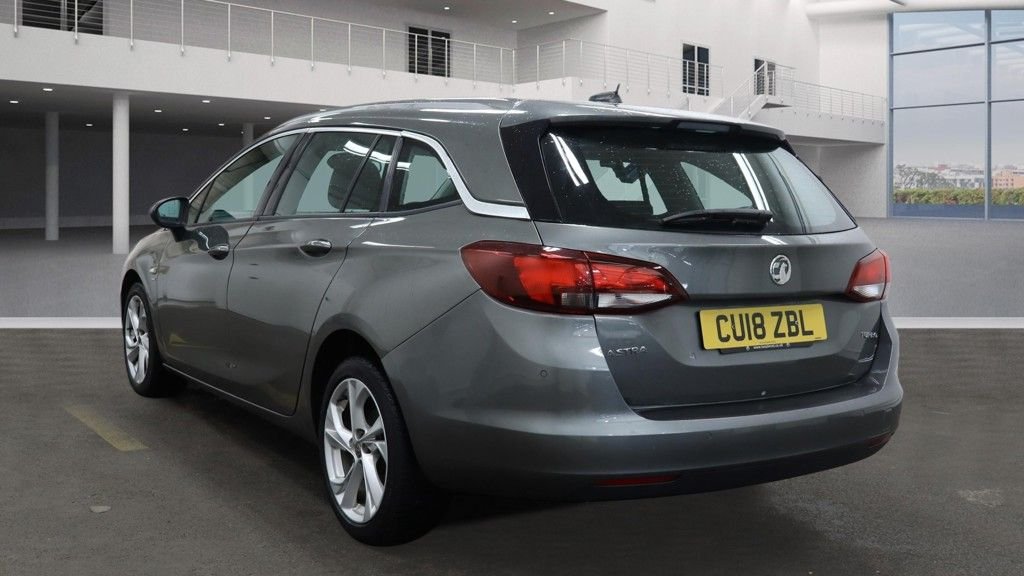 Used Vauxhall Astra 2018 for sale - 76962529: Photo 3